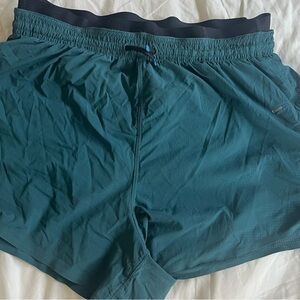 Janji AFO Vent Multi Shorts 3 inches. Good used condition